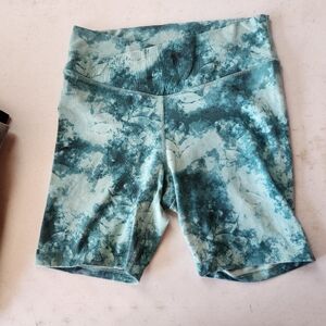 Lot of 6 womens bike shorts